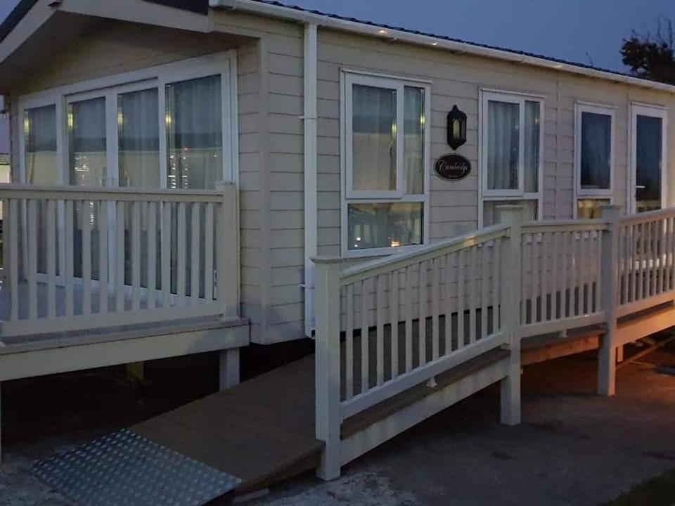Privately Owned Stunning Caravan Seawick Holiday Park St Osyth Jaywick Sands ภายนอก รูปภาพ