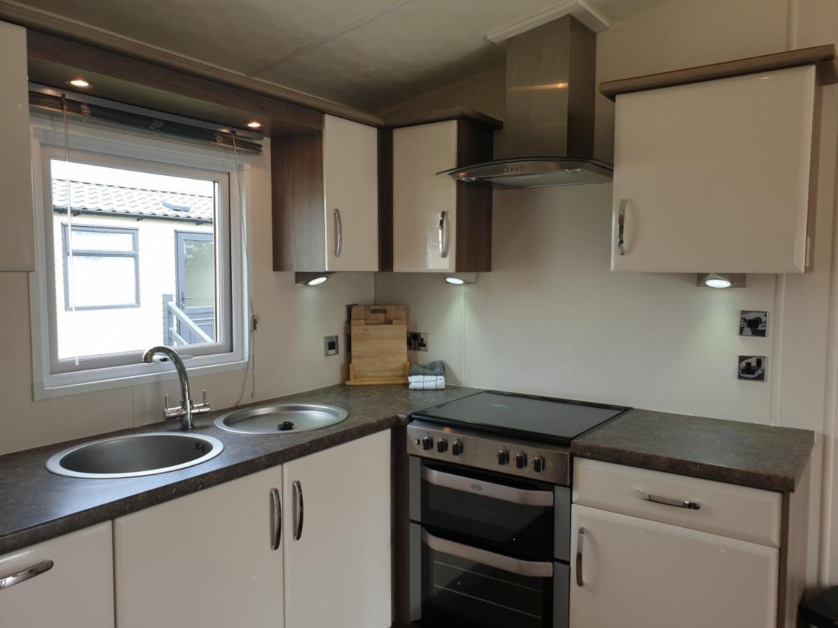 Privately Owned Stunning Caravan Seawick Holiday Park St Osyth Jaywick Sands ภายนอก รูปภาพ